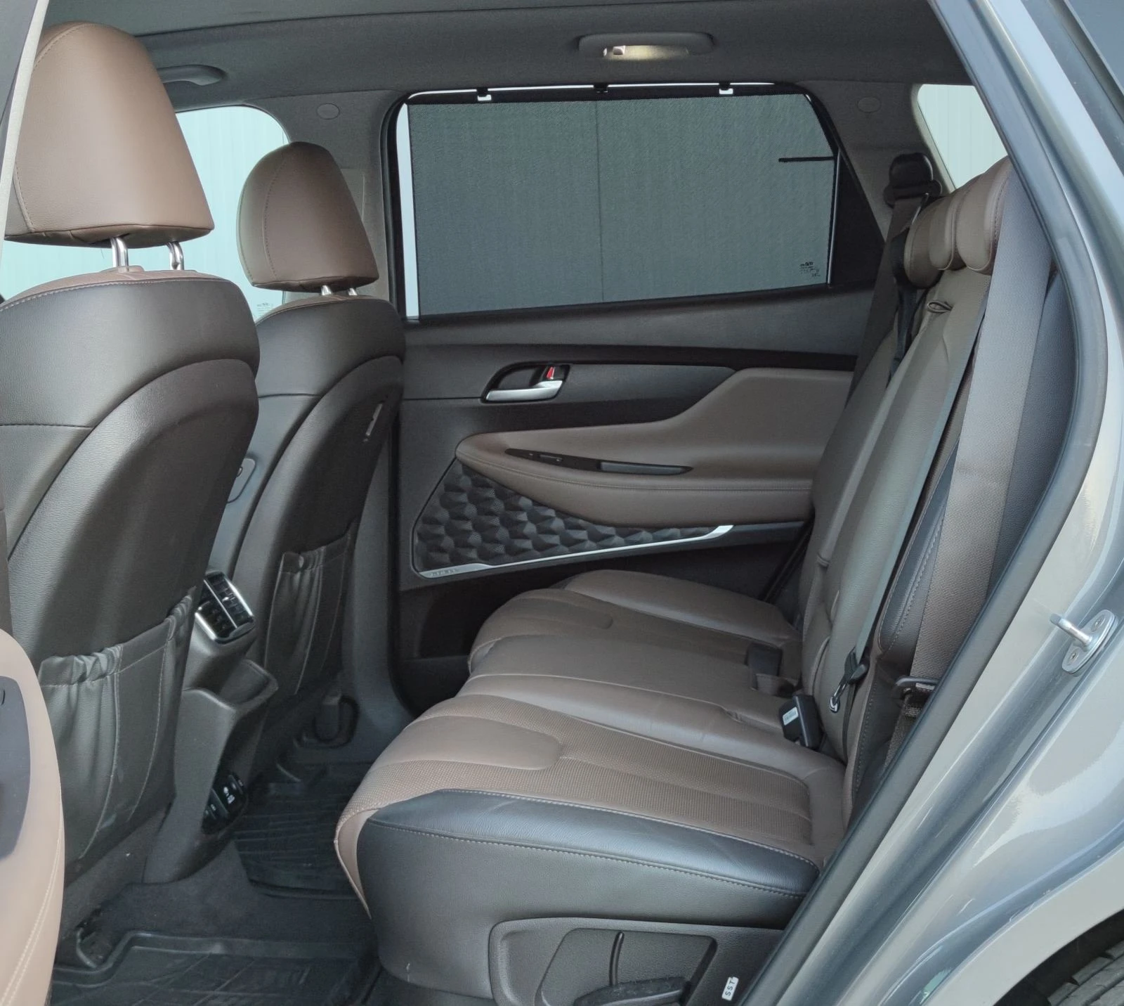 Hyundai Santa fe 2.2 CRDI* ПЪРВИ СОБСТВЕНИК* ПЪЛНА СЕРВИЗНА ИСТОРИЯ, снимка 14 - Автомобили и джипове - 55695977