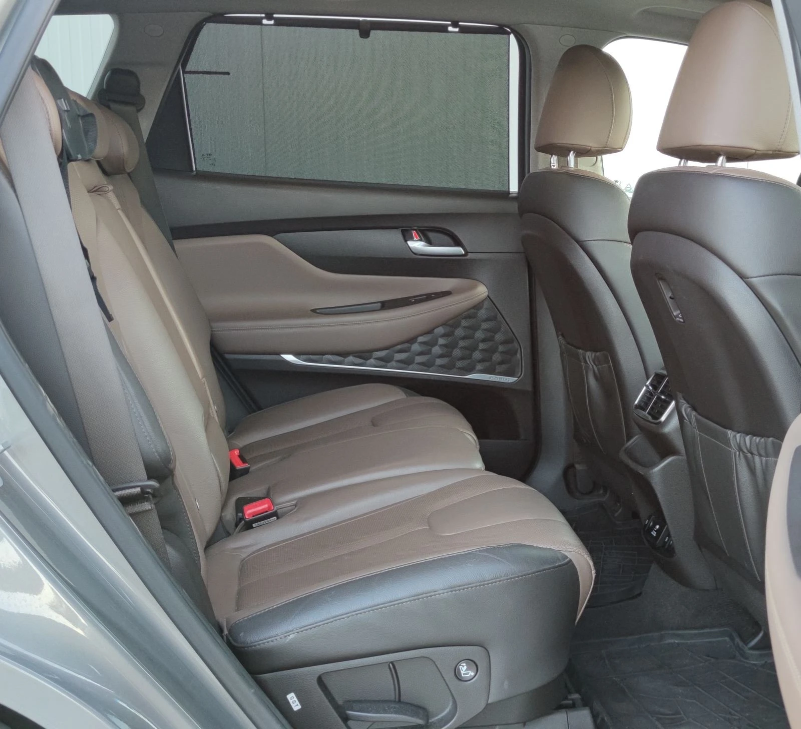 Hyundai Santa fe 2.2 CRDI* ПЪРВИ СОБСТВЕНИК* ПЪЛНА СЕРВИЗНА ИСТОРИЯ, снимка 10 - Автомобили и джипове - 55695977