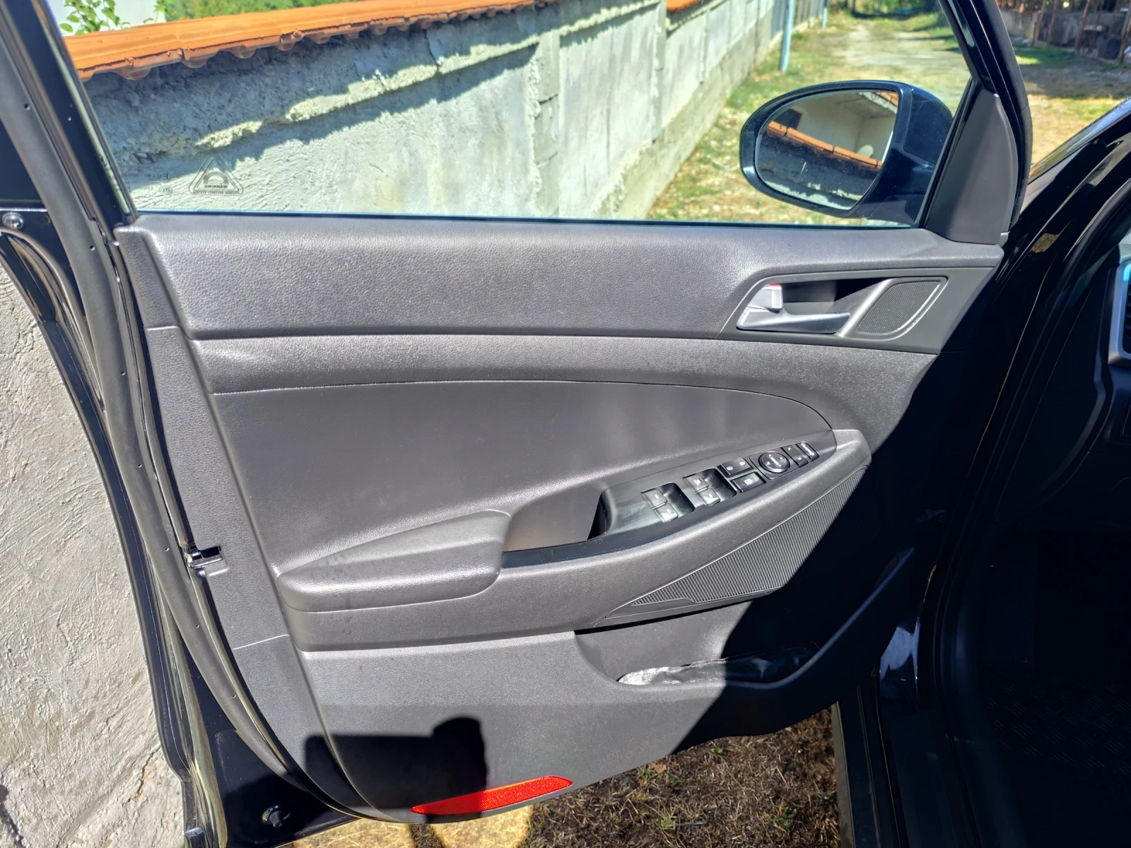 Hyundai Tucson, снимка 12 - Автомобили и джипове - 56088024