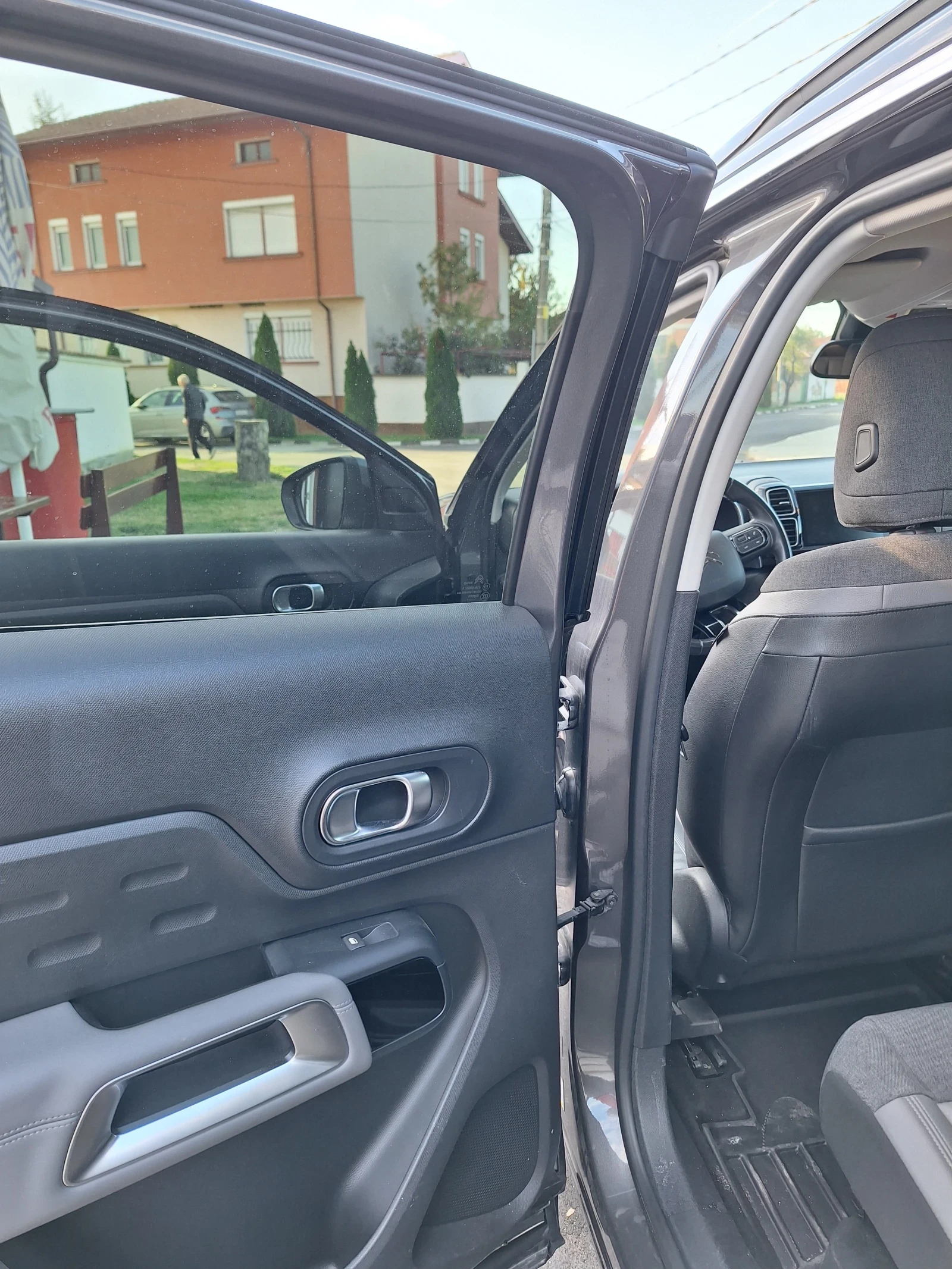 Citroen C5 Aircross, снимка 8 - Автомобили и джипове - 56666108