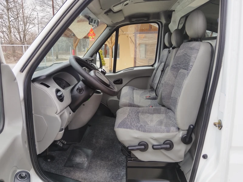 Renault Master 2.5DCI-АВТОМАТ-ВНОС ИТАЛИЯ-КЛИМАТИК, снимка 15 - Бусове и автобуси - 49002766