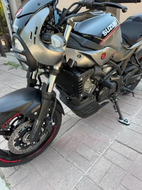 Suzuki SV 650X ABS, 1750 км, снимка 6