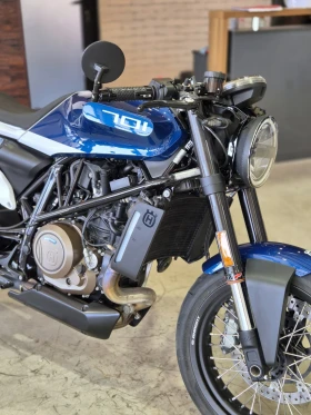 Husqvarna Vitpilen 701 8000км!!! Нов внос от ШВЕЙЦАРИЯ!, снимка 9