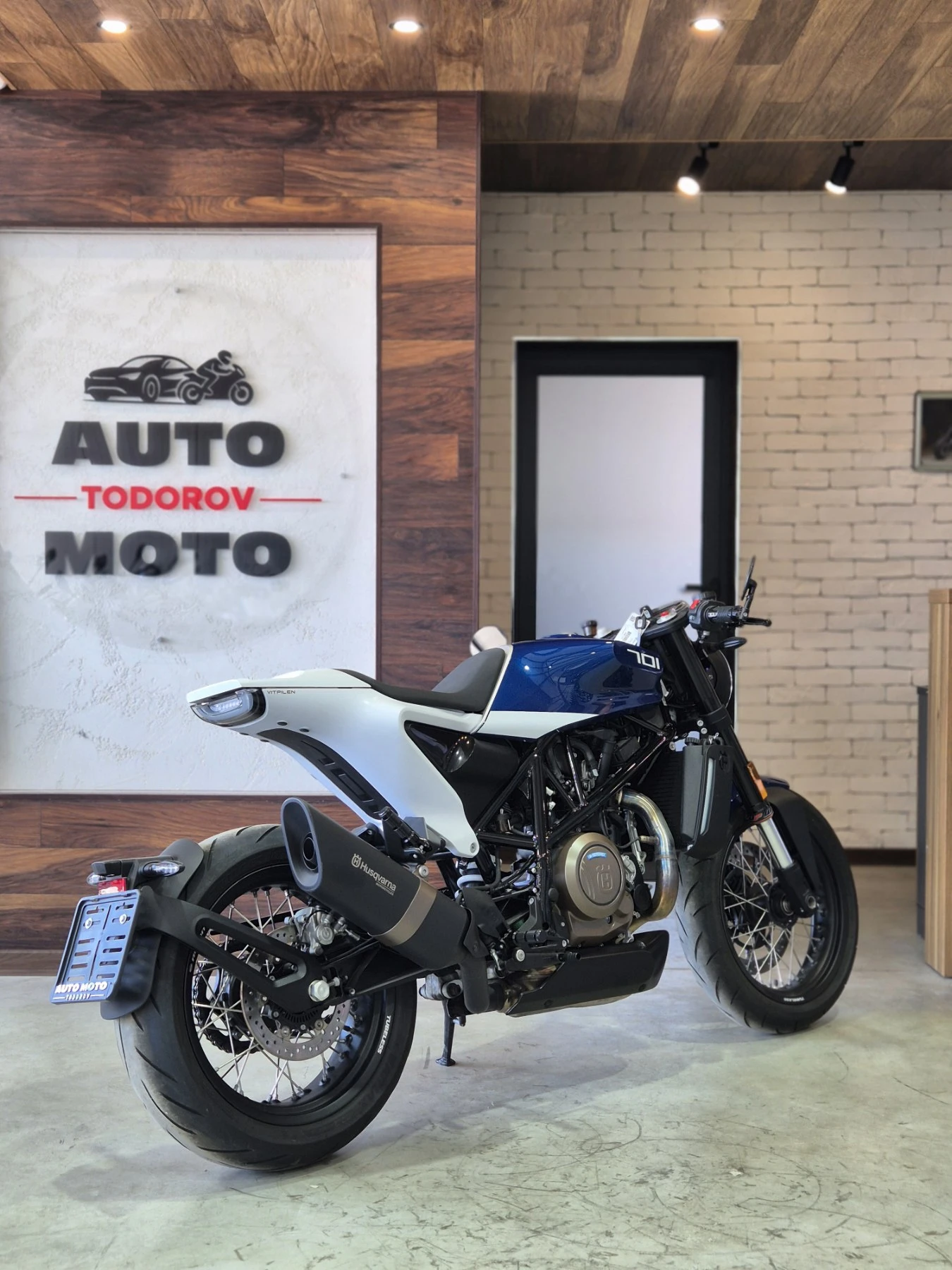 Husqvarna Vitpilen 701 8000км!!! Нов внос от ШВЕЙЦАРИЯ!, снимка 7 - Мотоциклети и мототехника - 55735258