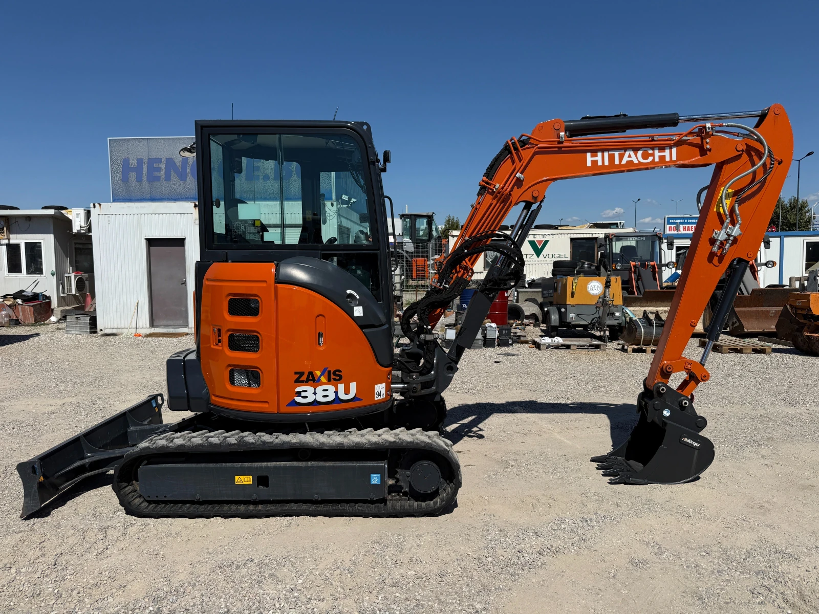Багер Hitachi ZX 38U-6 - ФАБРИЧНО НОВ, снимка 12 - Индустриална техника - 55803491