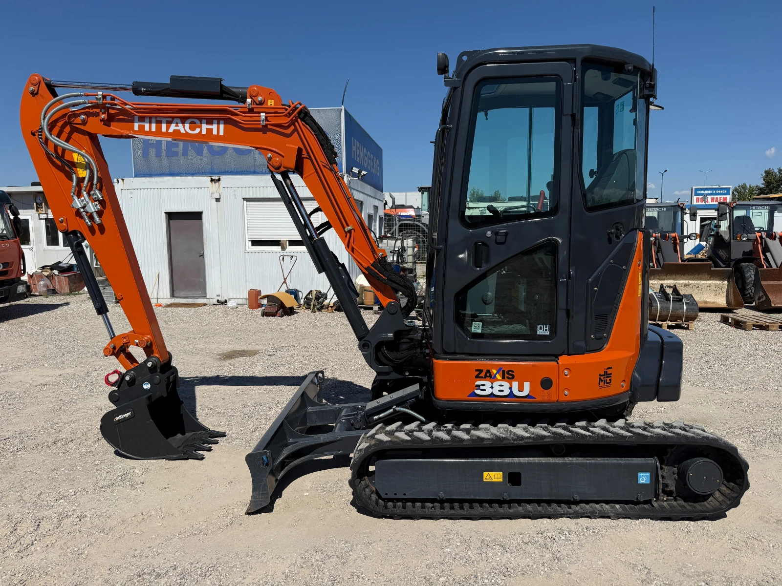 Багер Hitachi ZX 38U-6 - ФАБРИЧНО НОВ