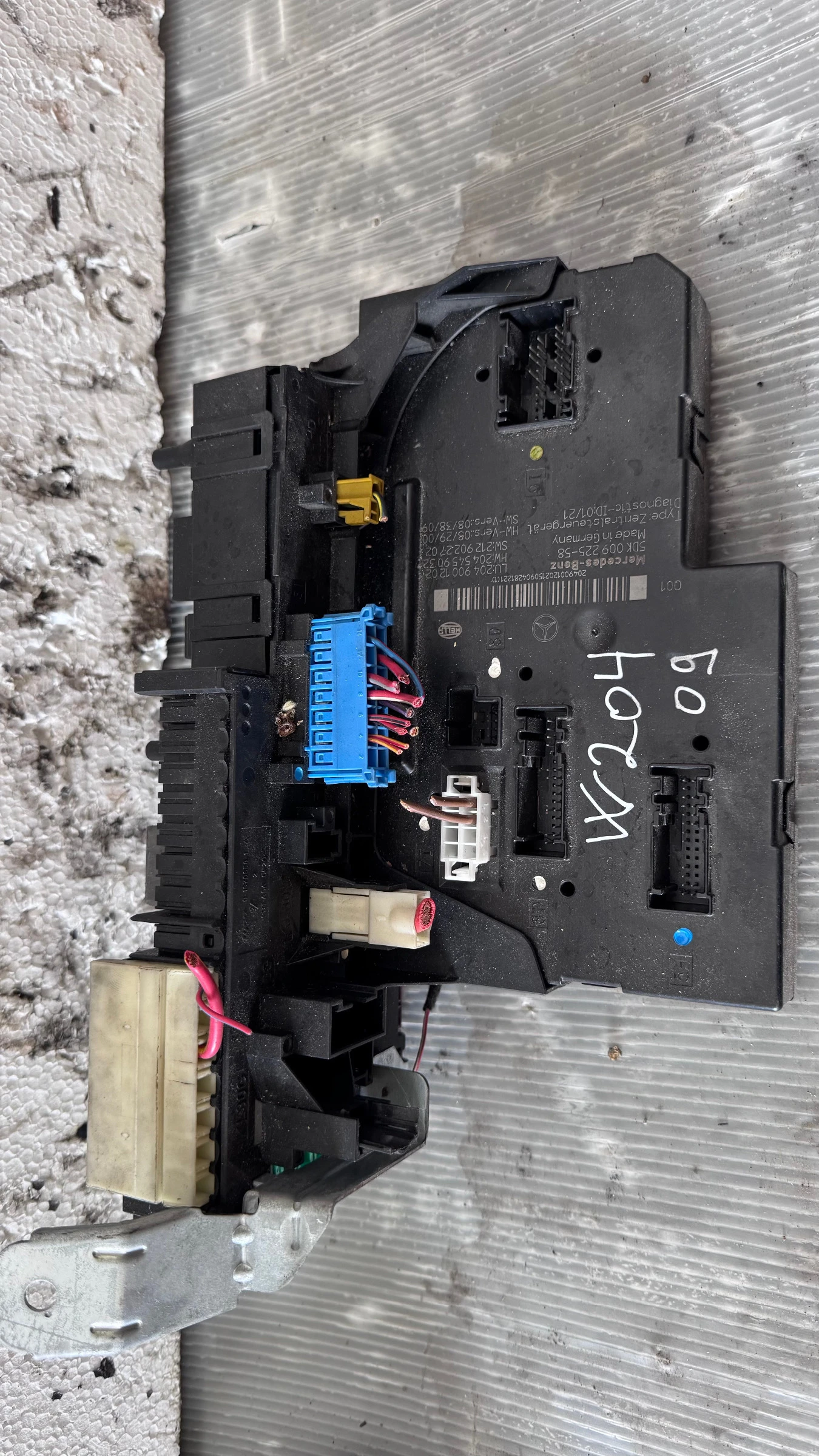 ��������� ����� (������� ����� BSI / BSM ) �� Mercedes W204 - 2049001202 / 2045459032 / 2129022702 | Mobile.bg � ����������� 1