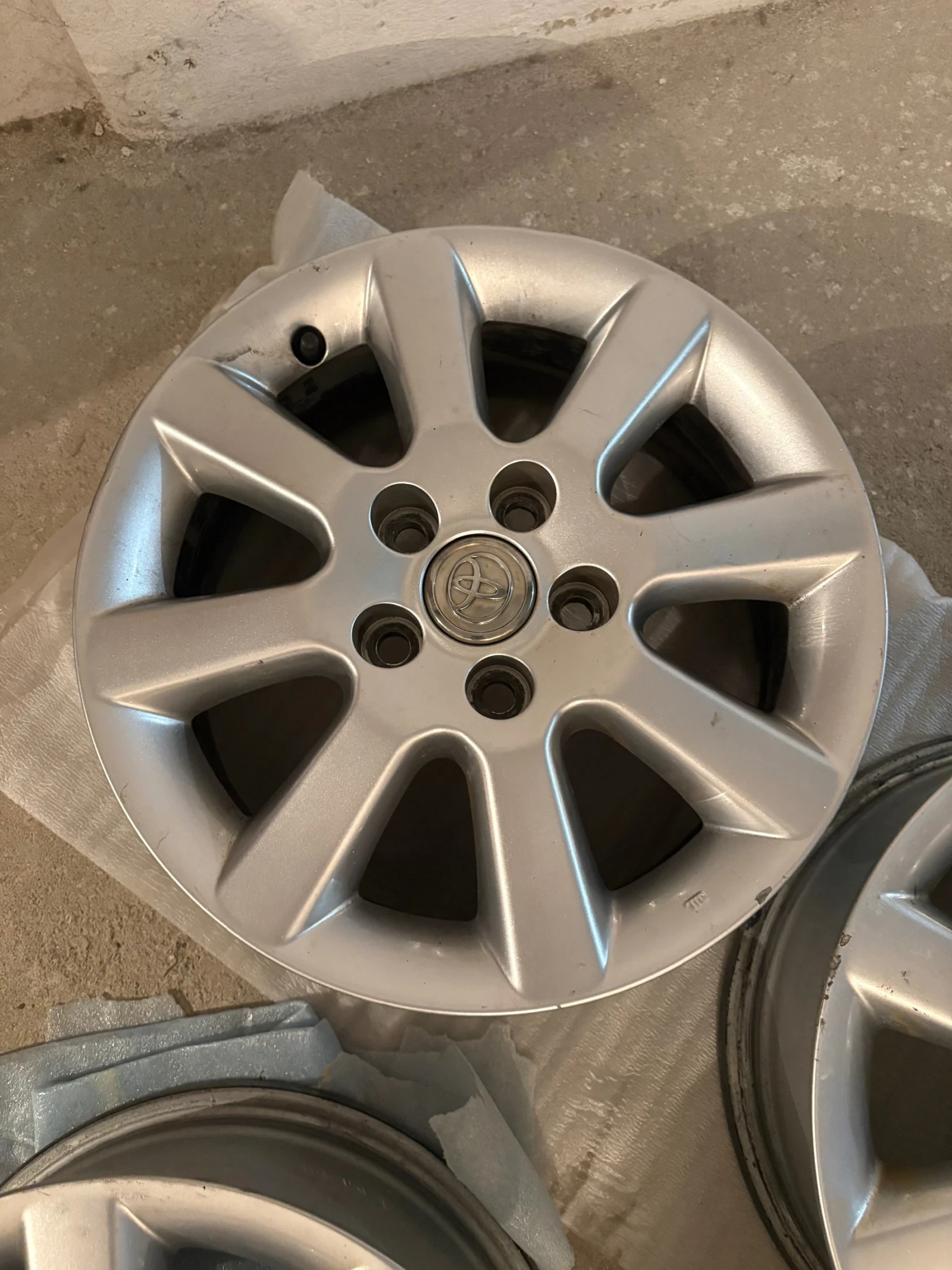 ������ �� Toyota Avensis | Mobile.bg � ����������� 5