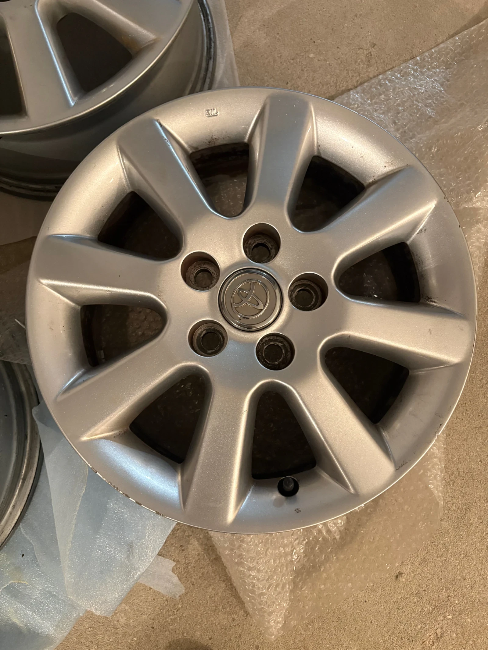 ������ �� Toyota Avensis | Mobile.bg � ����������� 3