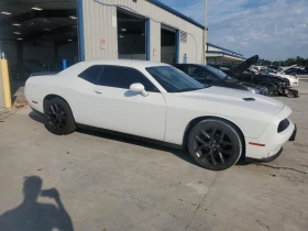 Dodge Challenger 3.6l Sxt, снимка 4