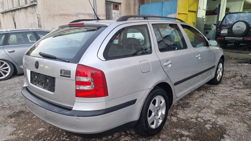 Skoda Octavia 1.9 TDI/105 DSG, снимка 4 - Автомобили и джипове - 47822650