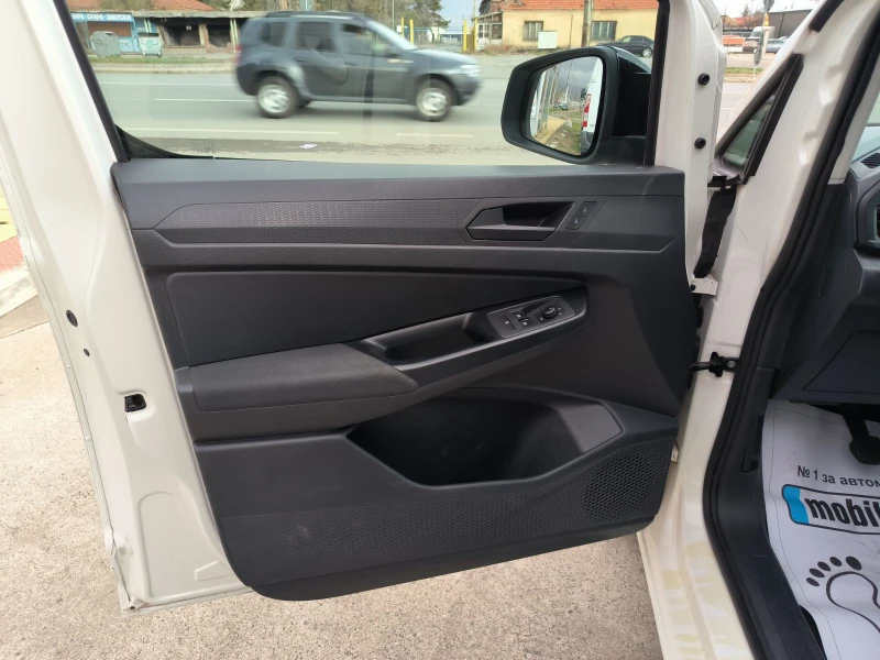 VW Caddy 2.0d-7m-6sk-Navi-Kamera-Euro-6d, снимка 12 - Автомобили и джипове - 49484555