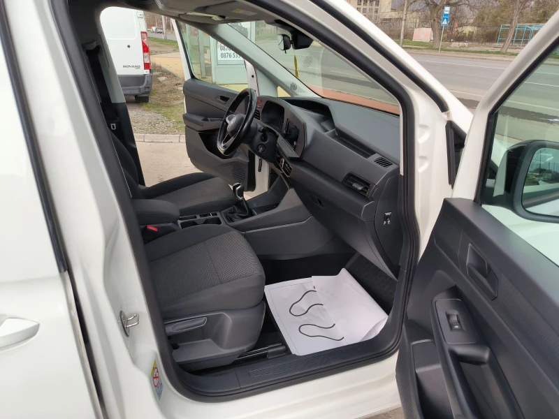 VW Caddy 2.0d-7m-6sk-Navi-Kamera-Euro-6d, снимка 17 - Автомобили и джипове - 49484555