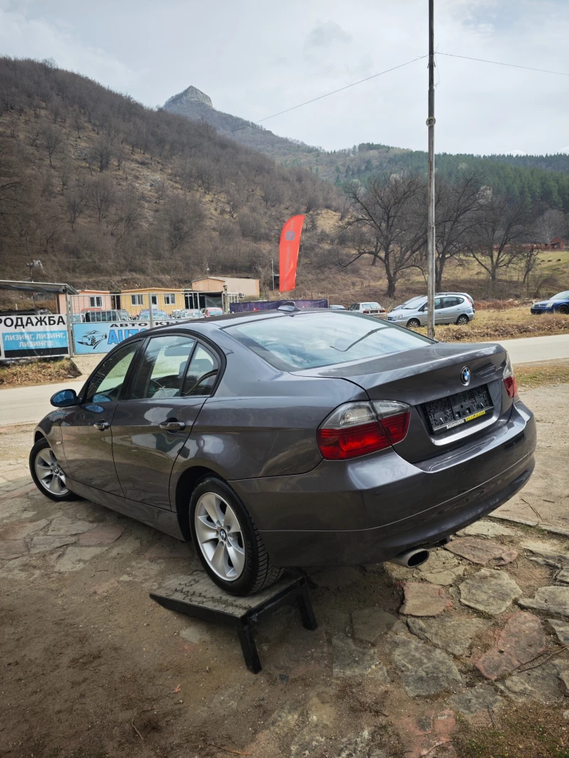 BMW 320 2.0TDI НАВИГАЦИЯ, снимка 5 - Автомобили и джипове - 49573384