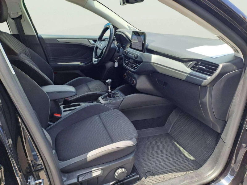 Ford Focus 1.0 EcoBoost, снимка 9 - Автомобили и джипове - 50730933