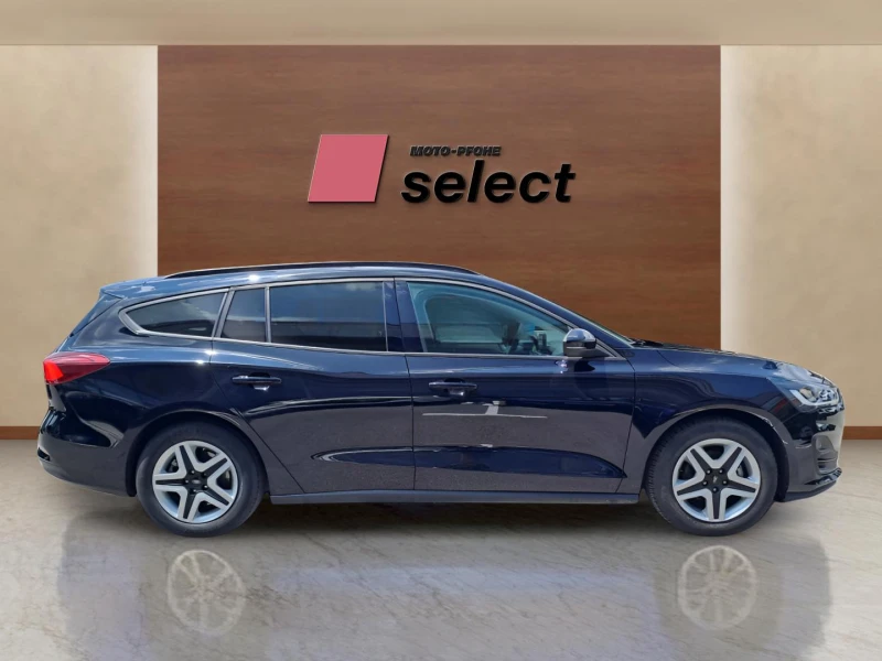 Ford Focus 1.0 EcoBoost, снимка 4 - Автомобили и джипове - 50730933