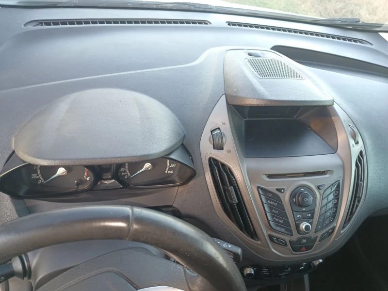 Ford Courier Tourneo Courier 1.5 Tdci Euro 6B, снимка 10 - Автомобили и джипове - 52638164