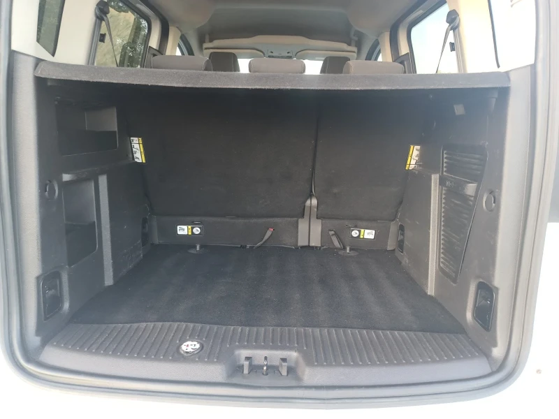 Ford Courier Tourneo Courier 1.5 Tdci Euro 6B, снимка 8 - Автомобили и джипове - 52638164