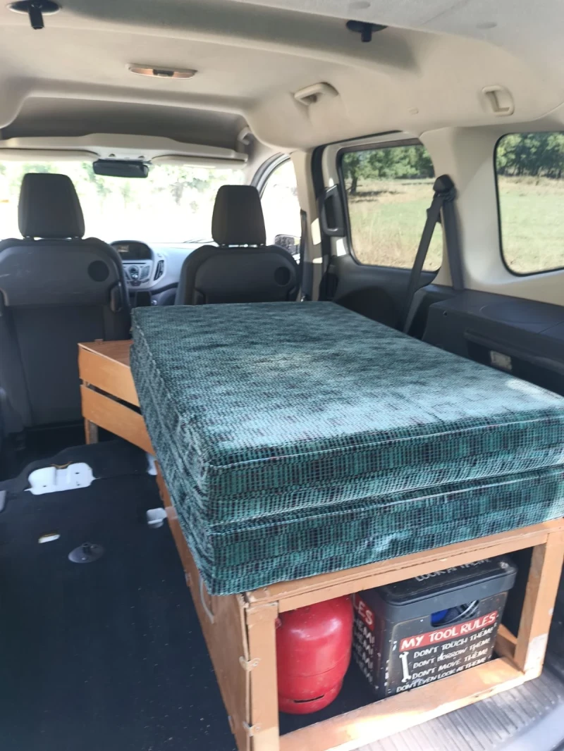 Ford Courier Tourneo Courier 1.5 Tdci Euro 6B, снимка 15 - Автомобили и джипове - 52638164