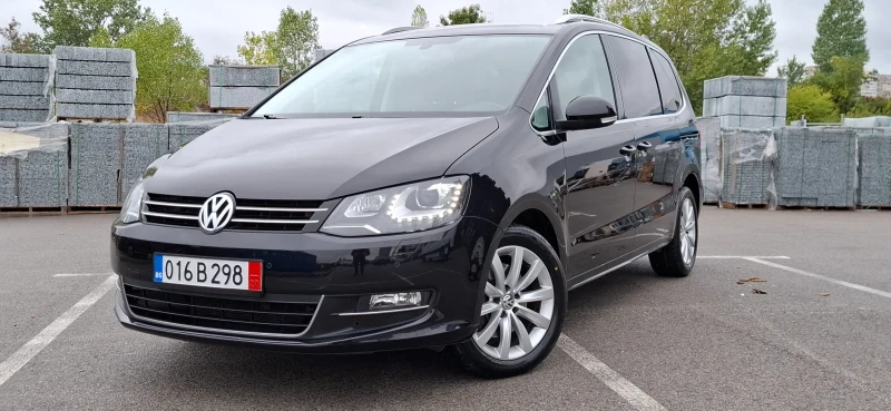 VW Sharan 2.0 High line  Панорама Алкантара Нави Ксенон , снимка 3 - Автомобили и джипове - 51987311