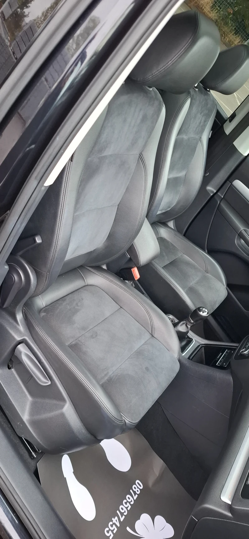 VW Sharan 2.0 High line  Панорама Алкантара Нави Ксенон , снимка 9 - Автомобили и джипове - 51987311