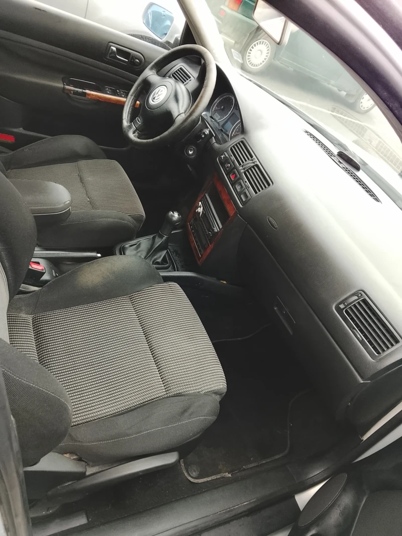 VW Bora, снимка 5 - Автомобили и джипове - 52594113