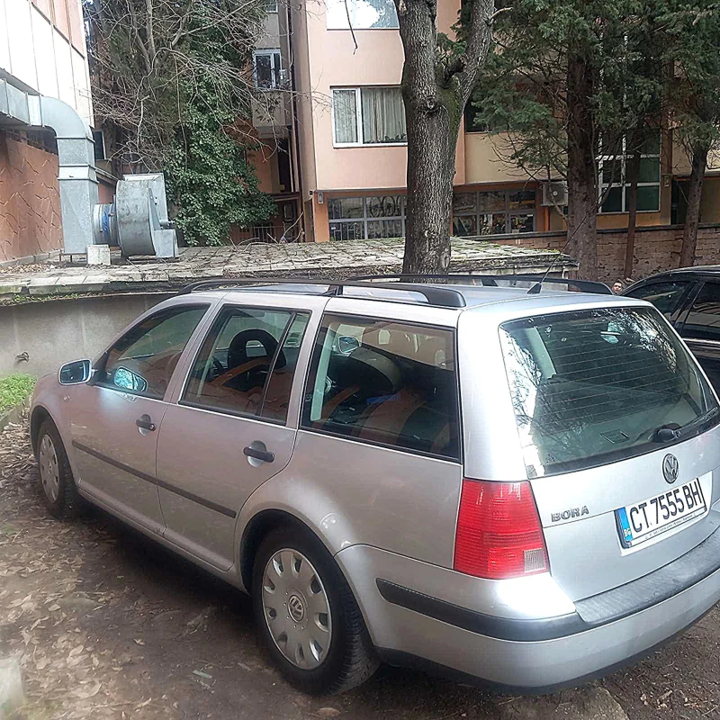 VW Bora, снимка 4 - Автомобили и джипове - 53274082