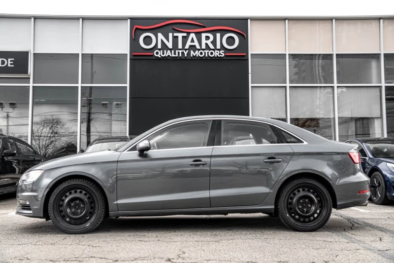 Audi S3 2.0T quattro Technik* АвтоКредит* (Цена до БГ) , снимка 3 - Автомобили и джипове - 53388464