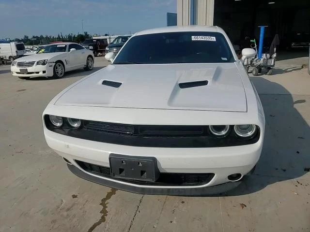 Dodge Challenger 3.6l Sxt, снимка 13 - Автомобили и джипове - 54416089