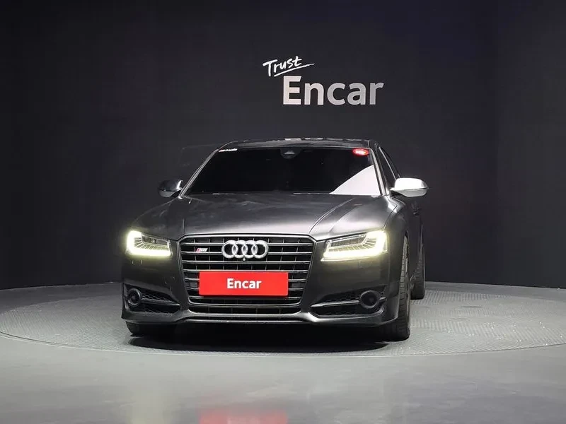 Audi S8 4.0 TFSI QUATTRO, снимка 3 - Автомобили и джипове - 54922190