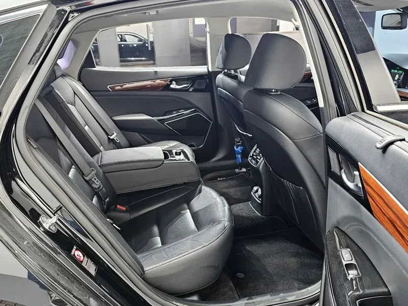 Kia K7 LIMITED 3.3 GDI, снимка 11 - Автомобили и джипове - 55702473