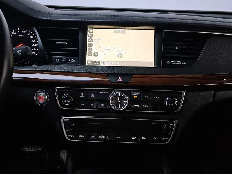 Kia K7 LIMITED 3.3 GDI, снимка 13 - Автомобили и джипове - 55702473