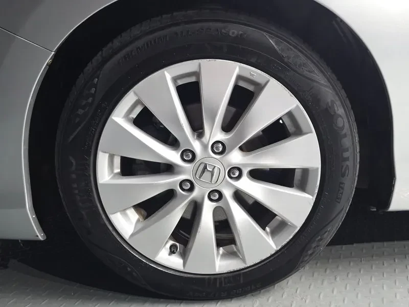 Honda Accord 2.4 9Th Generation, снимка 9 - Автомобили и джипове - 56020371