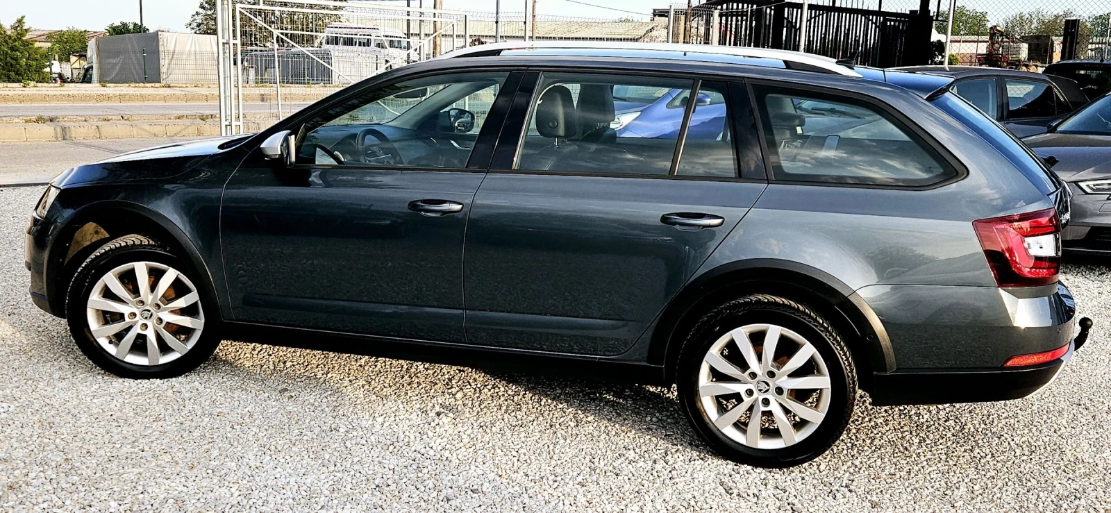 Skoda Octavia SCOUT* 2.0TDI* DSG* 2019гAMBIENT* DISTRONIK  - изображение 9
