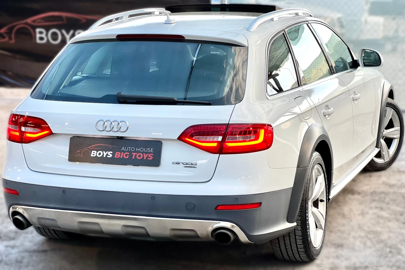 Audi A4 Allroad * Facelift* FULL* Панорама* 4x4* Автомат* Подгрев* - изображение 5