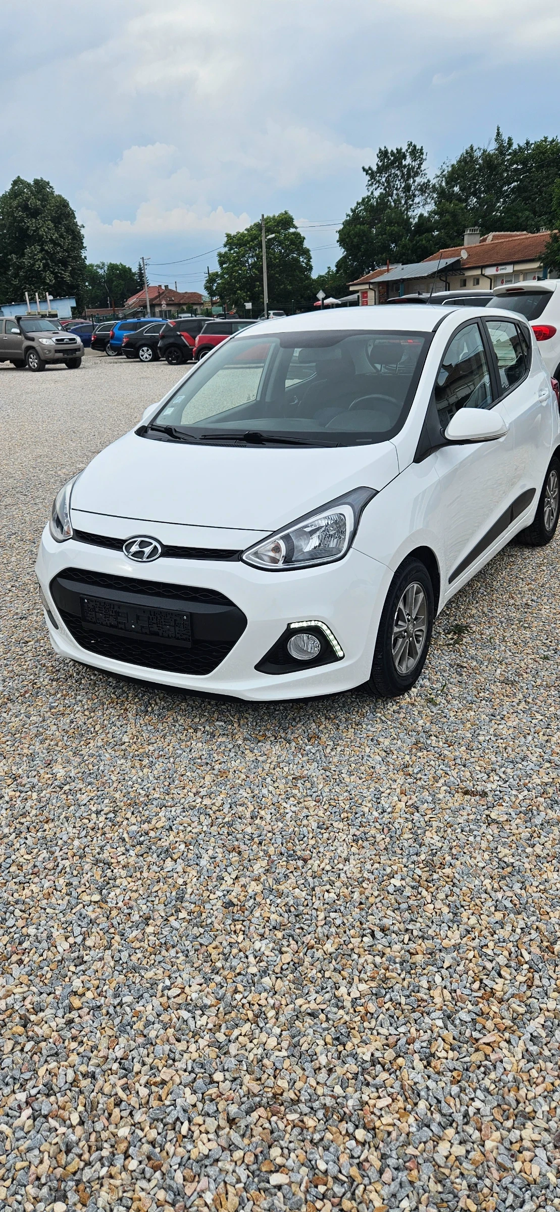 Hyundai I10 1.2 автомат 4 цилиндъра  - изображение 3