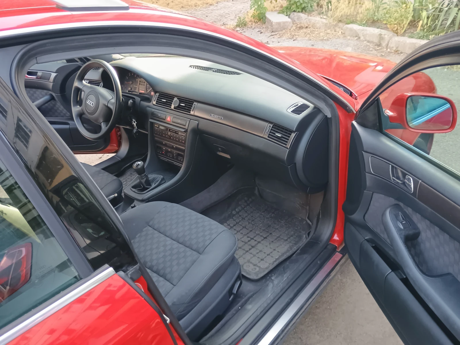 Audi A6 2.4 V6 Quattro - изображение 8