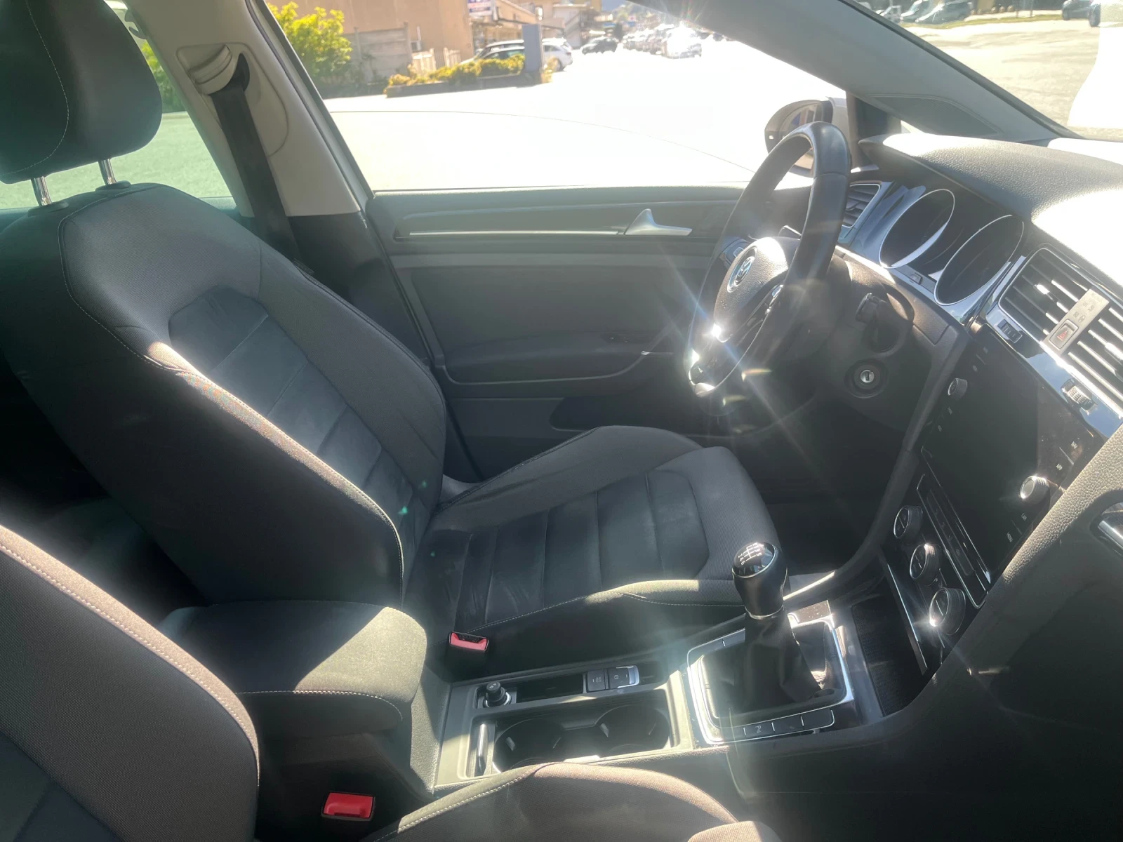 VW Golf  1.5 CNG  - изображение 7