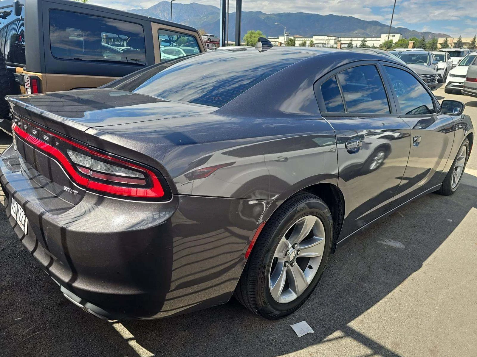Dodge Charger * SXT* ПОДГРЕВ СЕДАЛКИ/ОГЛЕДАЛА* KEYLESS* REMOTE*  - изображение 3