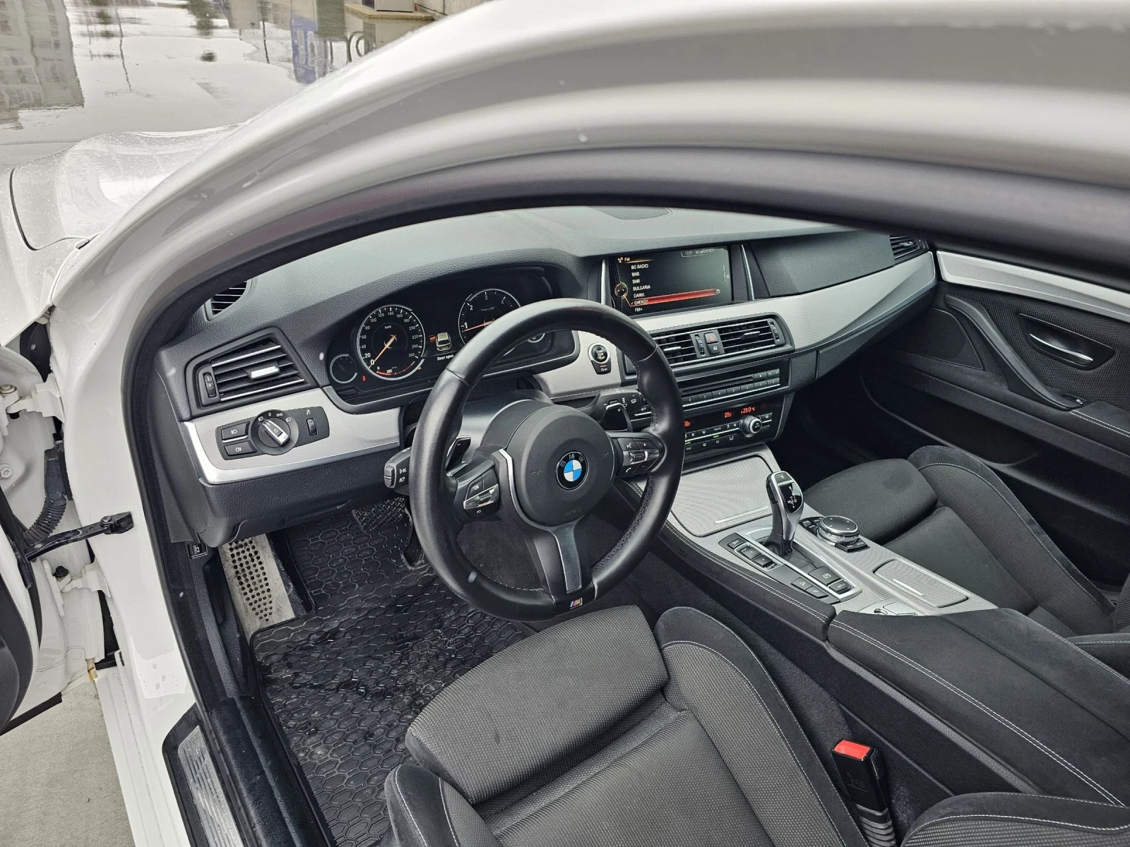 BMW 525 XD M Pack - изображение 9