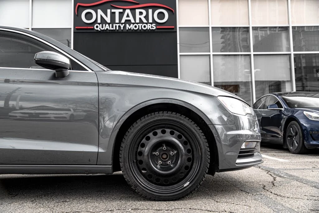 Audi S3 2.0T quattro Technik* АвтоКредит* (Цена до БГ)  - изображение 4