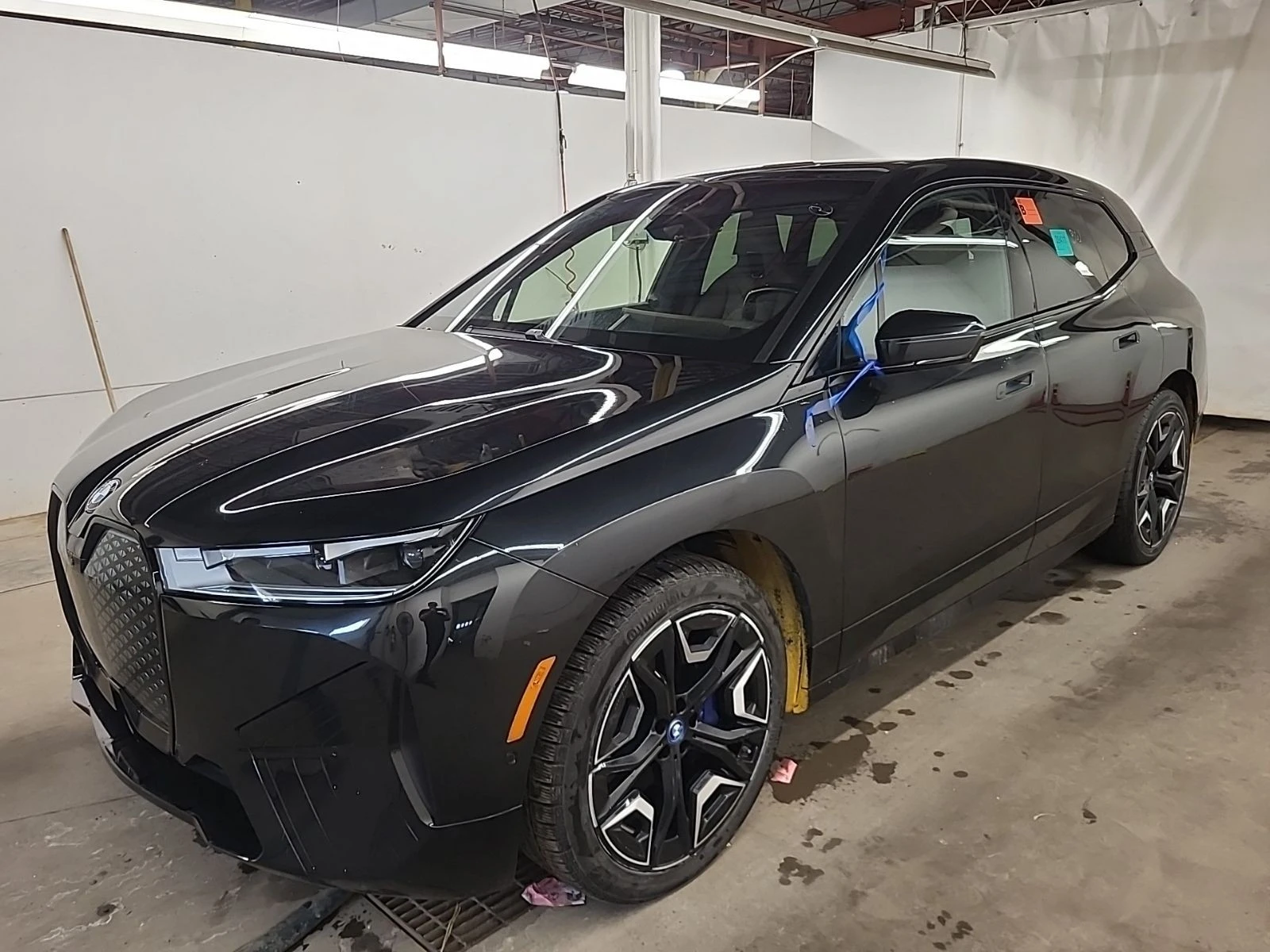 BMW iX XDRIVE40 АВТО КРЕДИТ