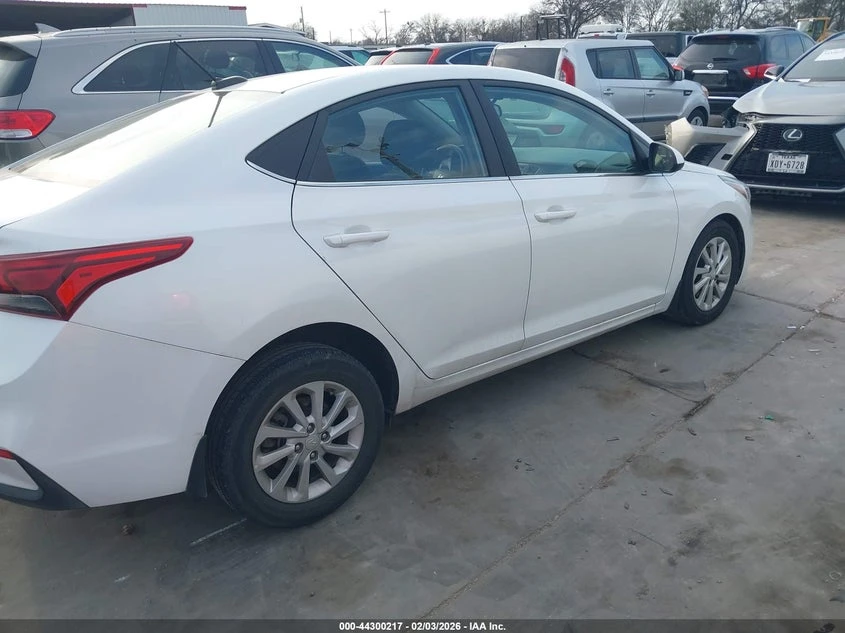 Hyundai Accent 1.6L I-4 DI, DOHC, VVT, 120HP Front Wheel Drive | Mobile.bg � ����������� 12