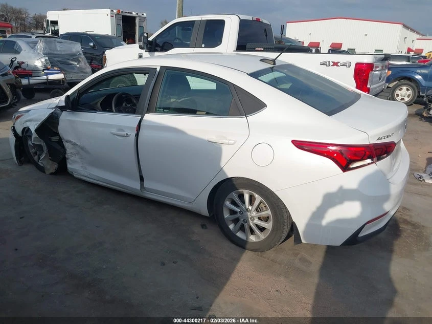 Hyundai Accent 1.6L I-4 DI, DOHC, VVT, 120HP Front Wheel Drive | Mobile.bg � ����������� 3