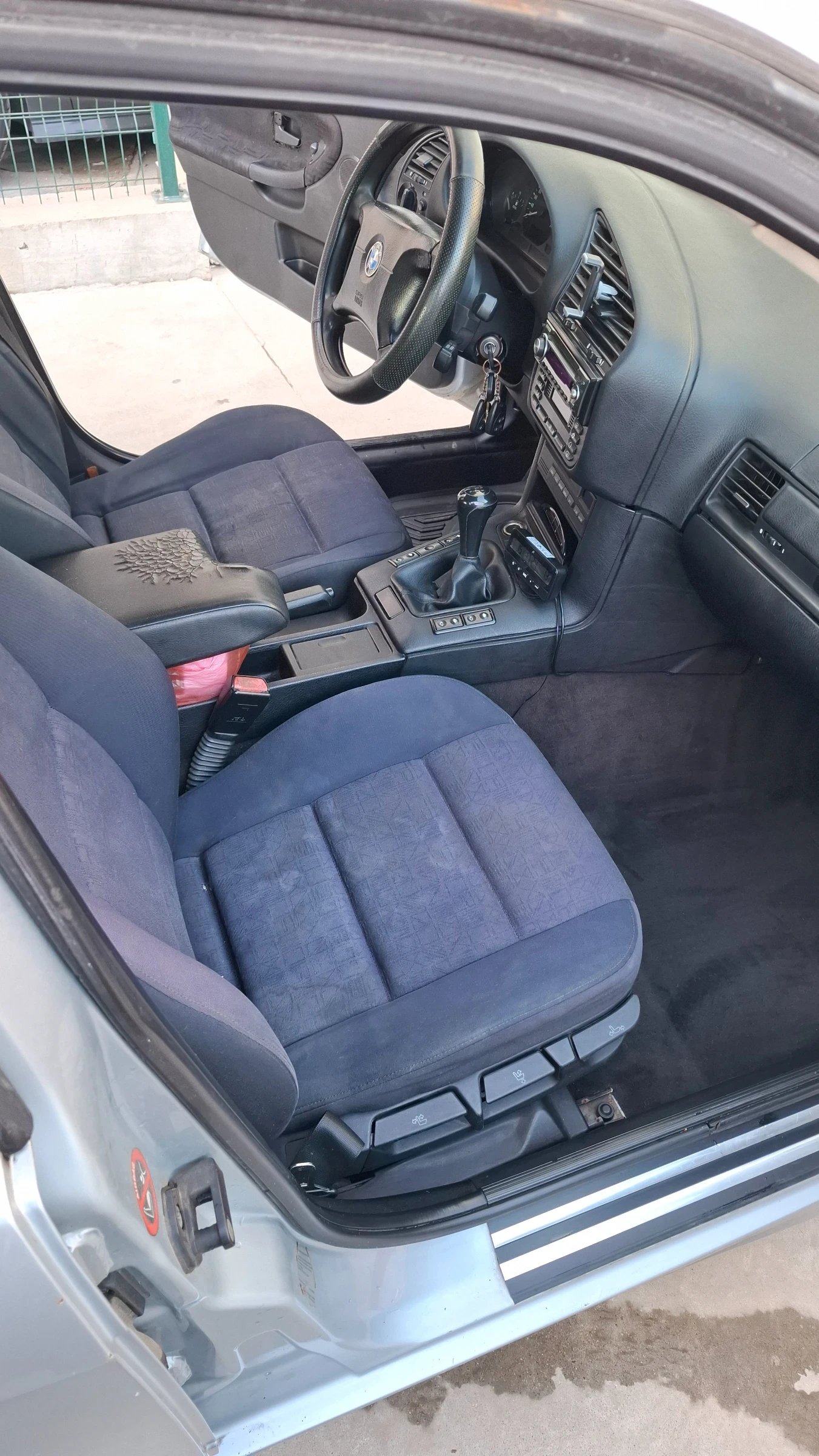 BMW 325, снимка 9 - Автомобили и джипове - 54233464