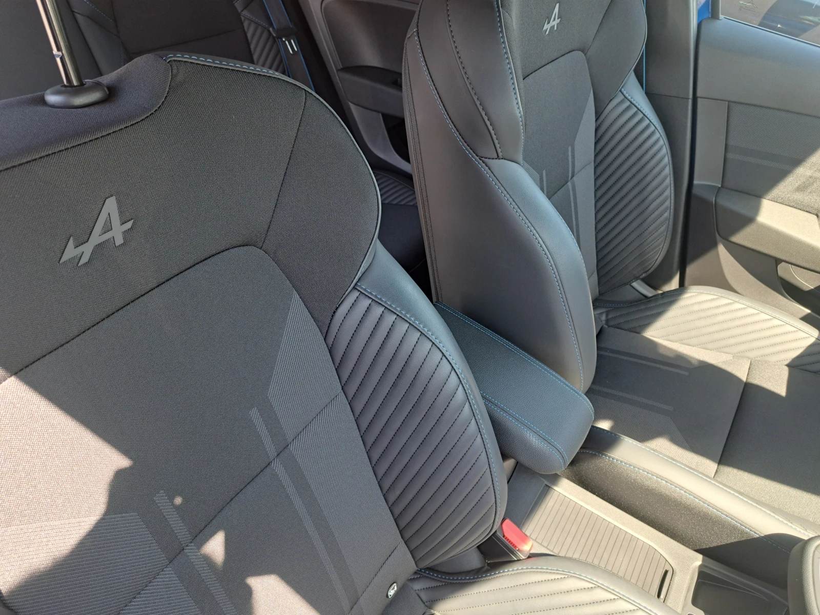 Renault Clio 1.6 E, _TECH ALPINE, снимка 8 - Автомобили и джипове - 54817785