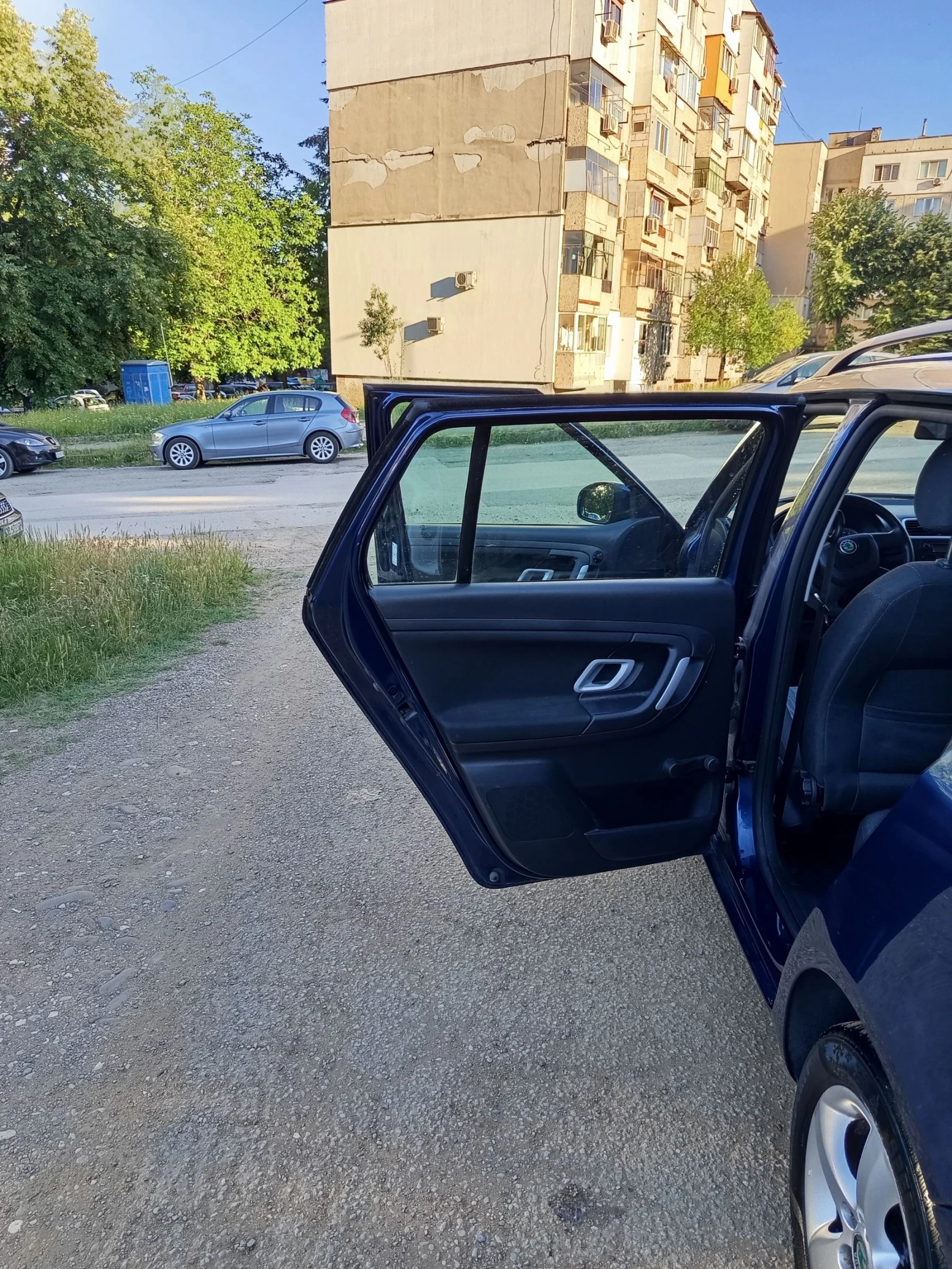 Skoda Fabia 1.4i 16v, снимка 8 - Автомобили и джипове - 54895898