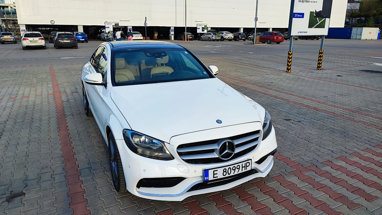Mercedes-Benz C 300, снимка 5 - Автомобили и джипове - 54916632