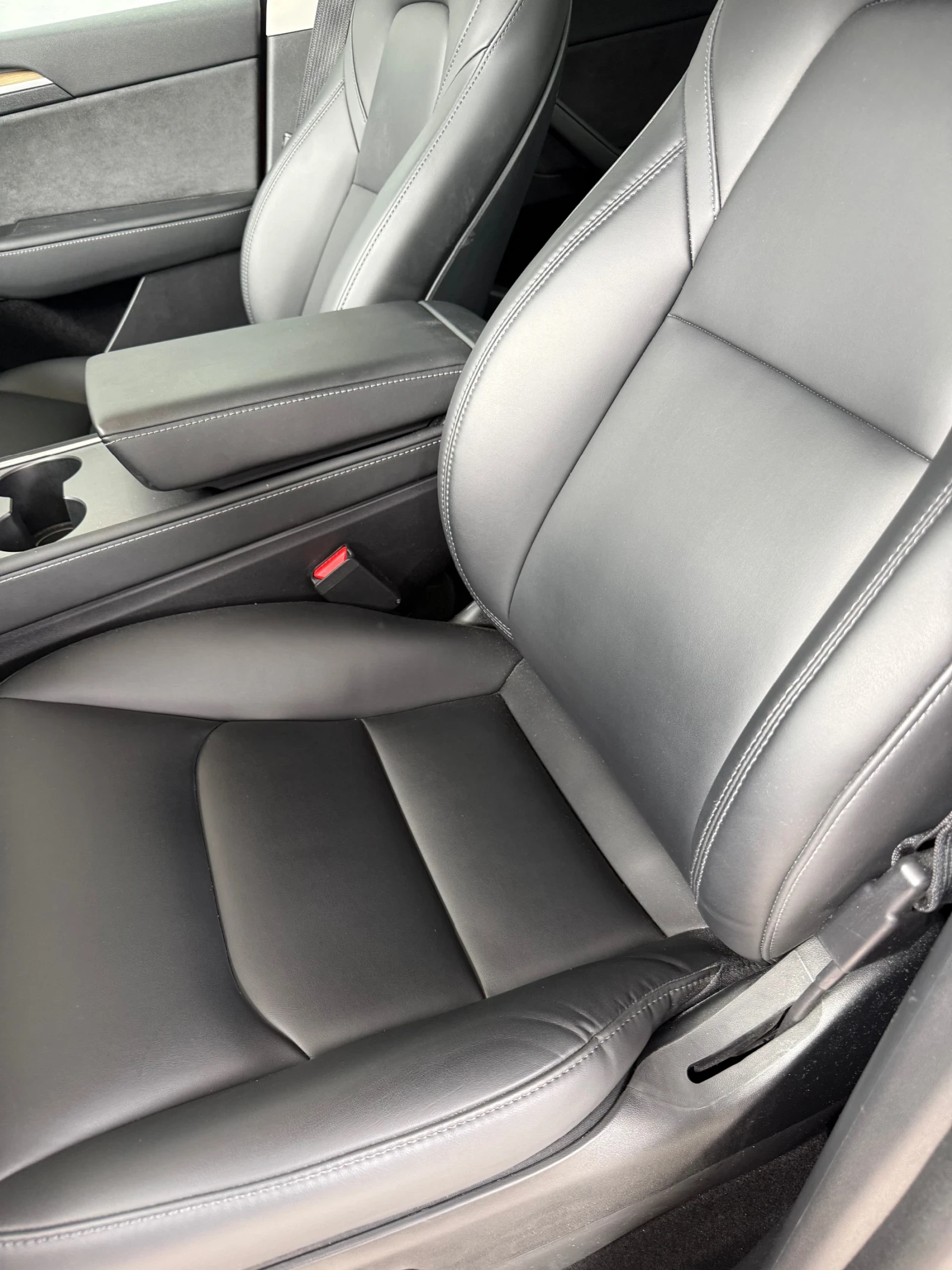 Tesla Model Y, снимка 8 - Автомобили и джипове - 55155645