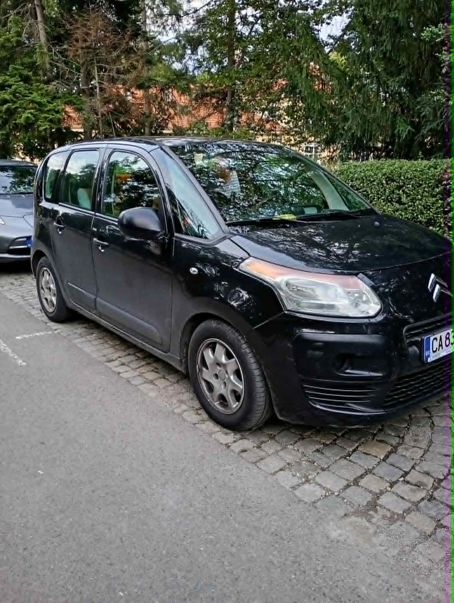 Citroen C3 Picasso 1.6 DIZEL, CLIMA, 100% обслужен.
